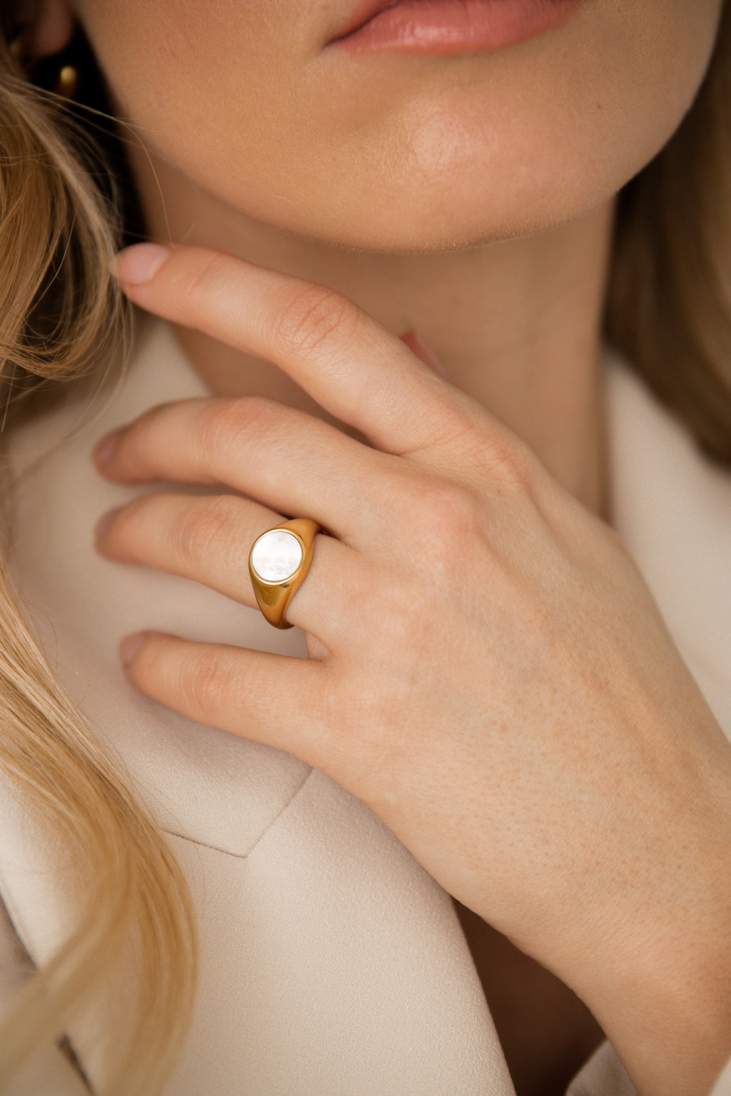 Mother of Pearl Signet Ring